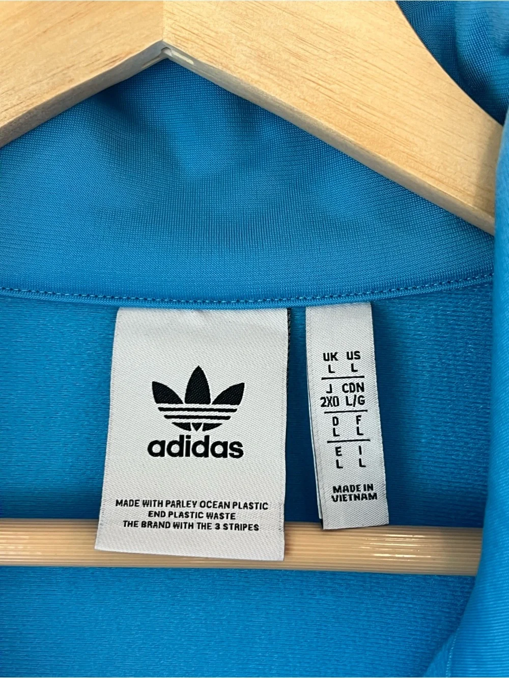 adidas lightweight zip